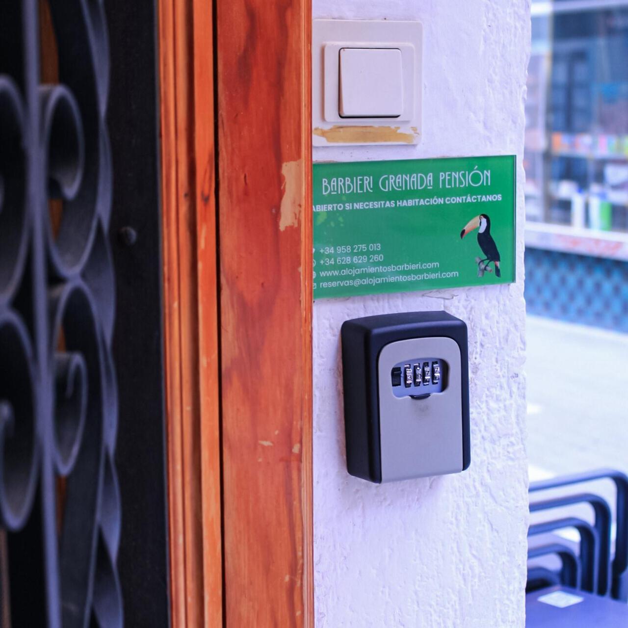 Barbieri Granada Pension 外观 照片